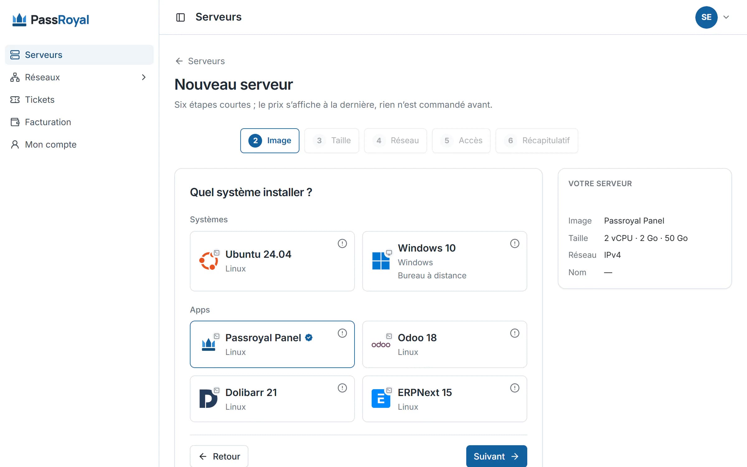 Le formulaire de commande de PassRoyal, à l’étape du choix : des systèmes Linux et Windows, et des applications prêtes comme Odoo, Dolibarr, ERPNext et Passroyal Panel.